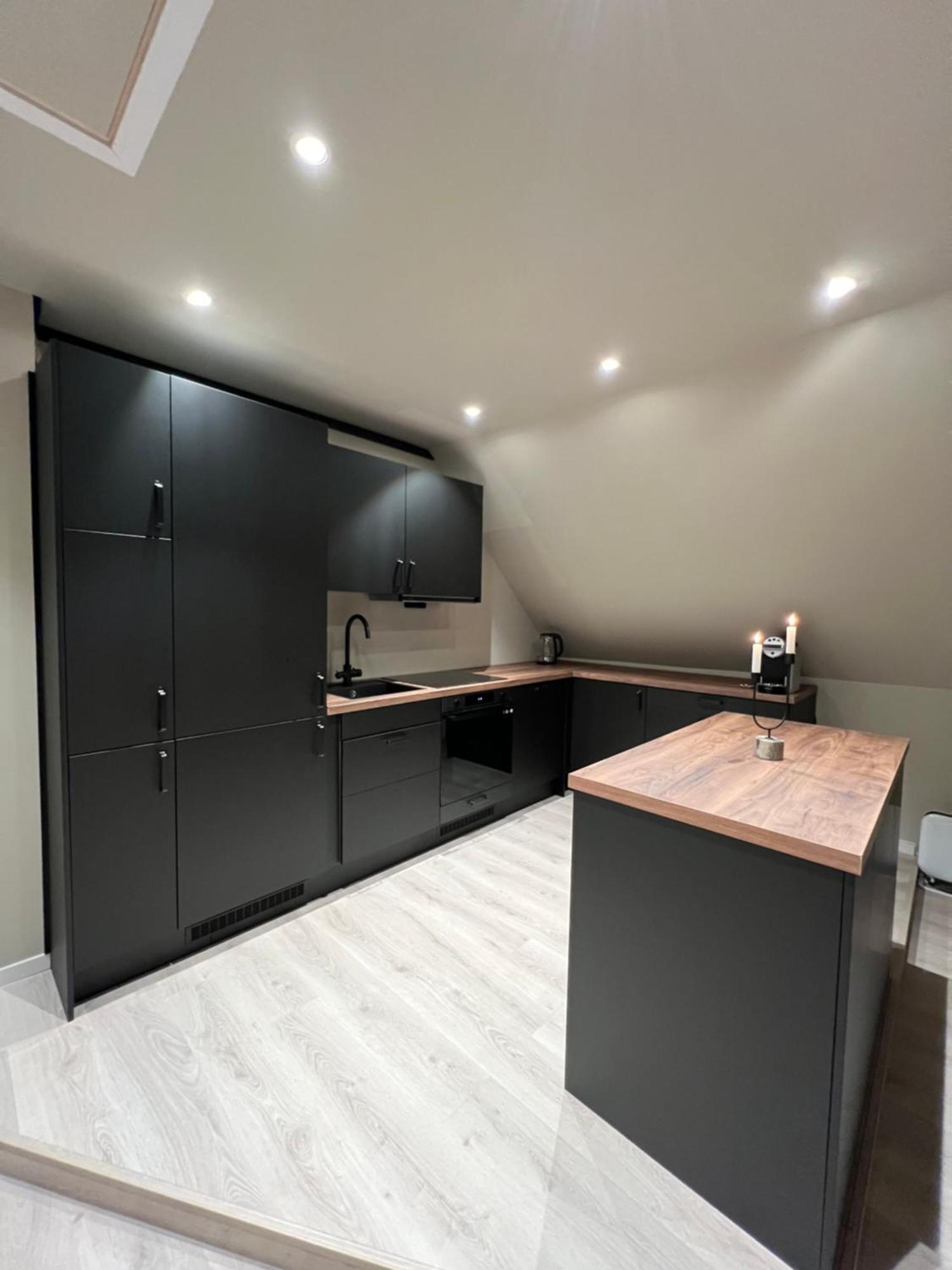 Central Apartment In Svolvær Esterno foto